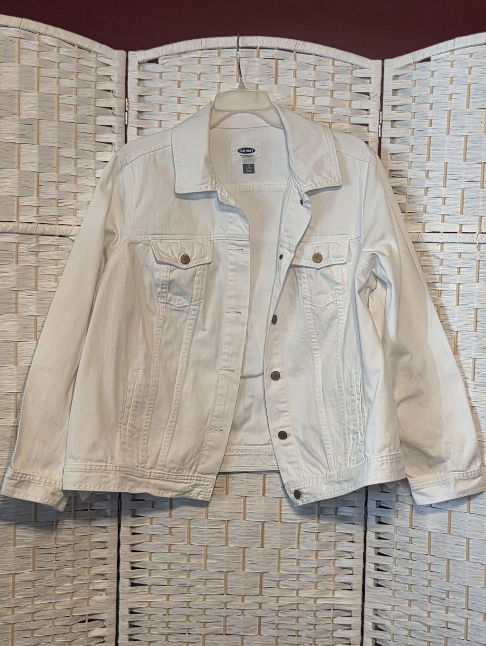 For Pepepizzazz. Old Navy White Plus-Size 2X Denim Jacket - Picture 3 of 7